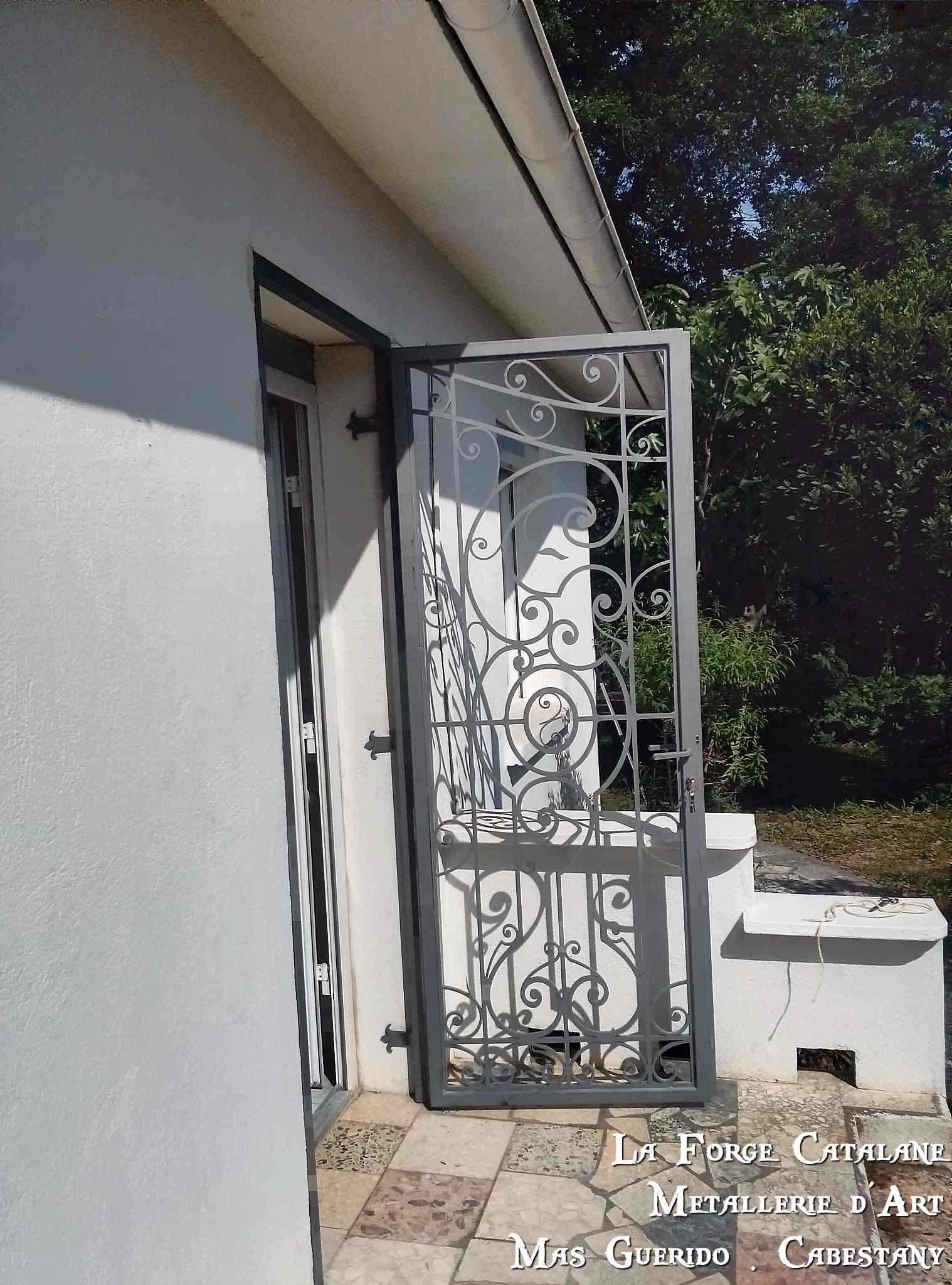 grille articulee Haussmann découpe laser Haussmanienne fer Forge Catalane Cabestany 2 (2).jpg